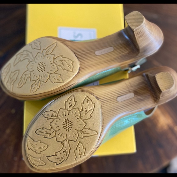 Soft spots Naveah mint, size 10N, slingback sandal - Picture 4 of 5